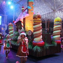 Movie World White Christmas