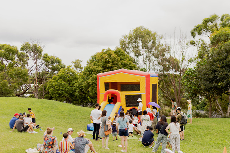Victoria Park Golf jumping castle.