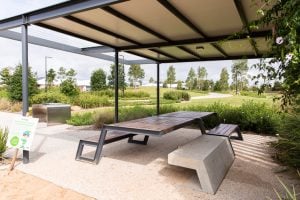 Everleigh Park picnic table