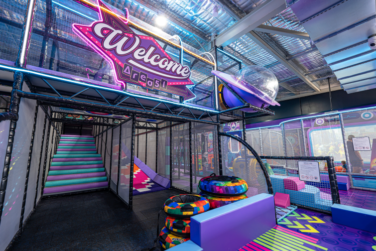 Area 51 World Redcliffe.