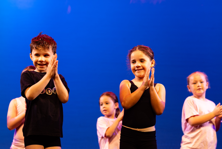 Shilleena's Dance Studio creative performance.
