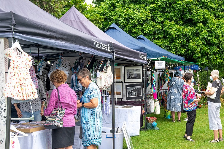Arts & Crafters Xmas in July Market