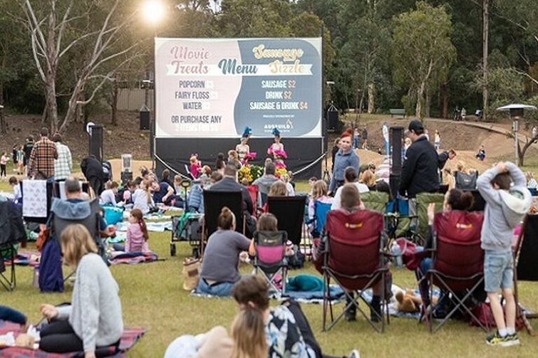 Movie in the Park Rothwell