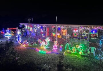 Christmas lights at Eatons Hill.