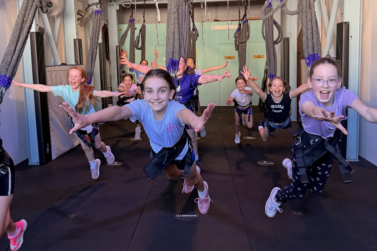 Bungee Fit kids bungee group.