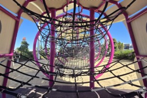 Climbing net at the Whale Park in Aura.