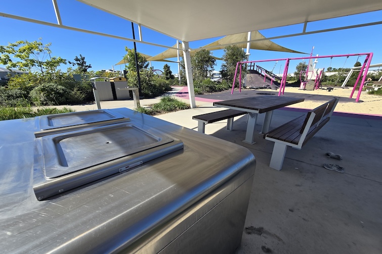 BBQ's and picnic tables at the Whale Park in Aura.
