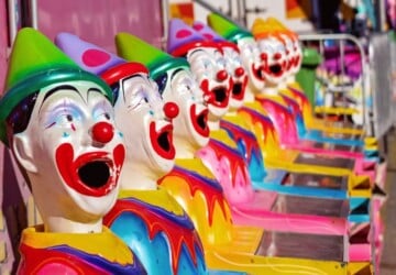 Clown game.
