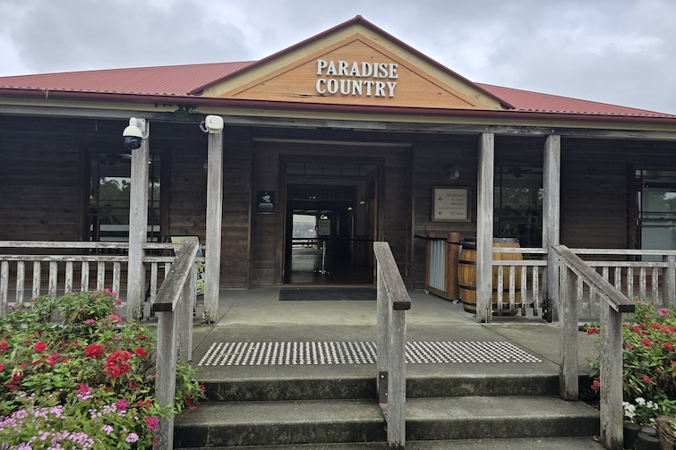 Entrance at Paradise Country.