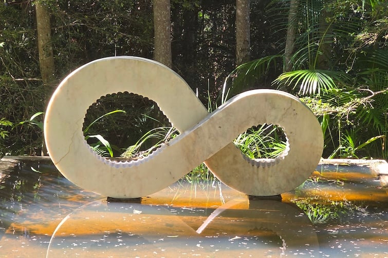Infinity sculpture at Maroochy Bushland Botanic Garden.