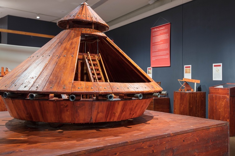 da vinci sculpture