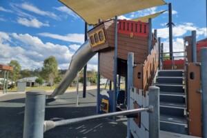 Tunnel slide and steps at Flagstone Pirate Park.