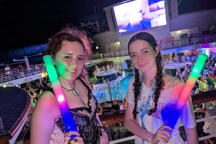 Things for teens to do on a Carnival cruise.