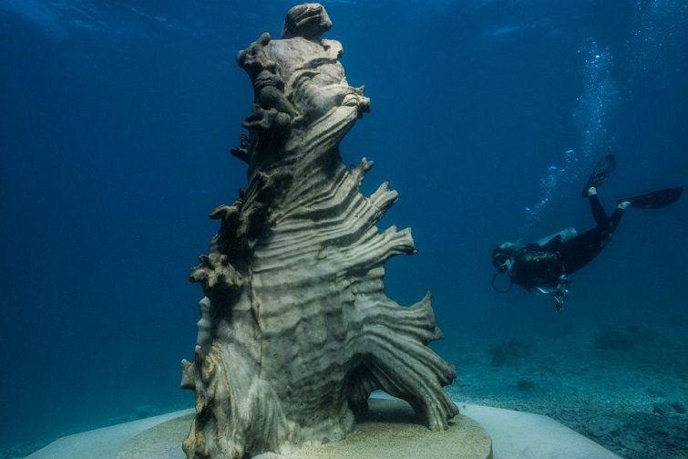 Ocean Sentinels: Inspiring change through art exhibition @ Bribie Image credit: Jason deCaires Taylor sculpture, Great Barrier Reef Marine Park Museum of Underwater Art.