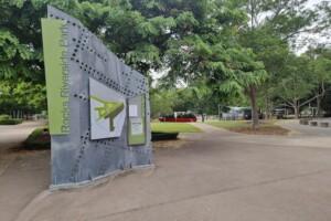Entry and sign at Rocks Riverside Park.
