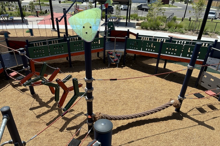 Climbing and balancing opportunities at Daybreak Park, Walloon.