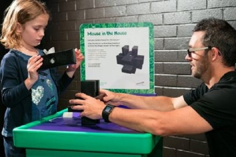 Exhibition opening: Fascinating Science family fun day at Bribie Island Seaside Museum