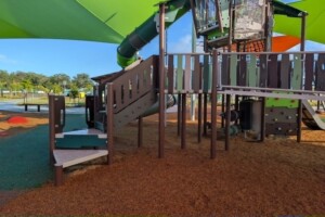Fort and steps at Thistle Place Park, Palmview.
