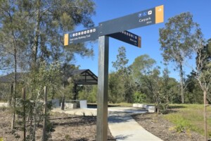 Sign post at the Moreton Bay Central Lakes walk.