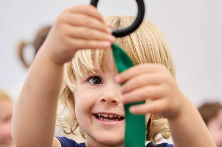 RAMSR child with ribbon.