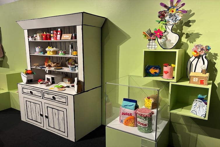 Craft food and flowers at Ipswich Art Gallery - Make Yourself at Home exhibition.