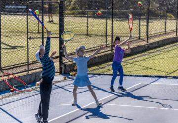voyager tennis teenagers playing.