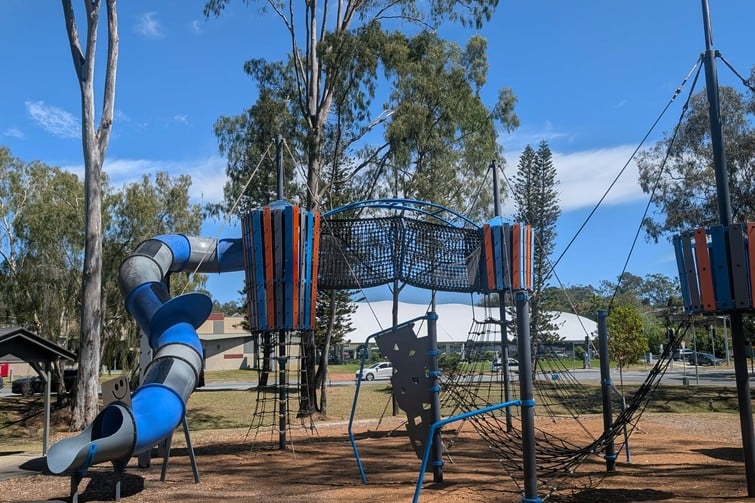 lions park helensvale.