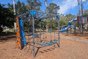 climbing frame in helensvale park